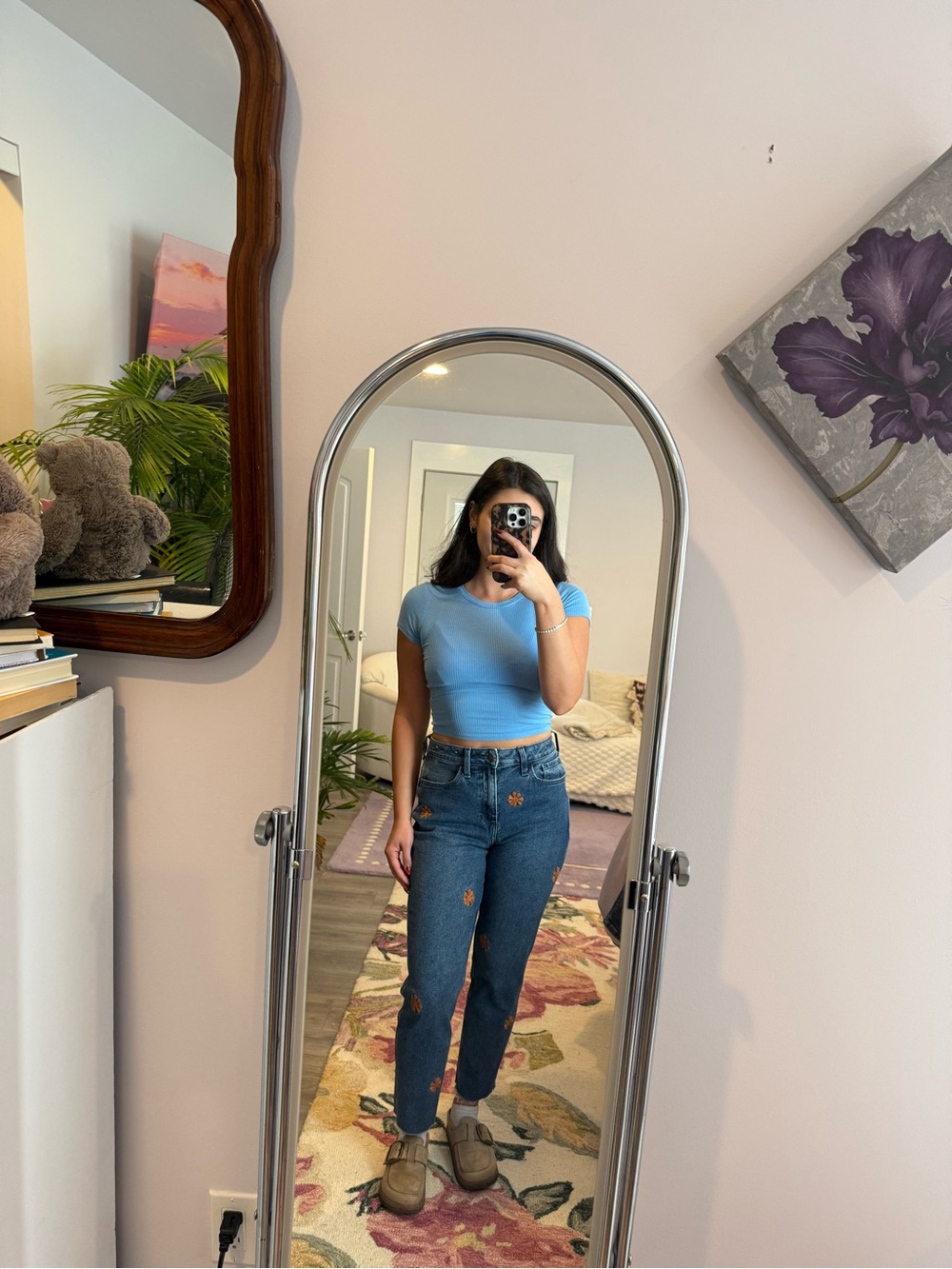 Hollister High-Rise Straight Leg Jeans with Embroidered Florals - Blue